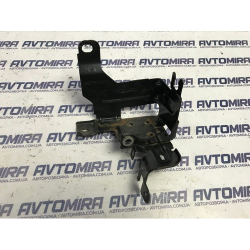 Кронштейн насоса ABS Peugeot 308 2013-2021 9677683680